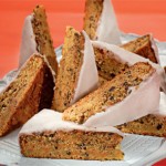 Морковный торт с миндалем и яблоками